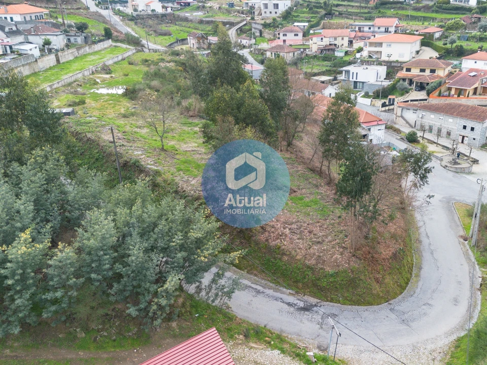 Terreno para Venda em Revinhade Foto 1