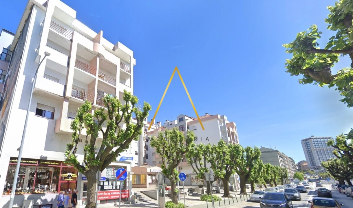 Apartamento T3 para Venda em Viseu Foto 1