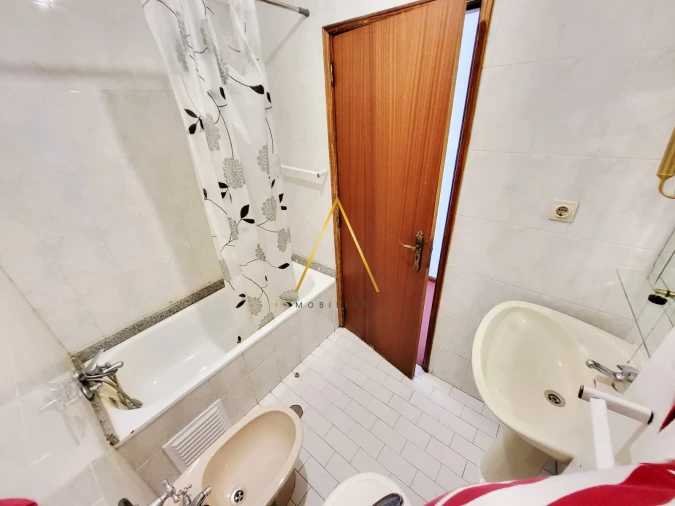 Apartamento T3 para Venda em Viseu Foto 9