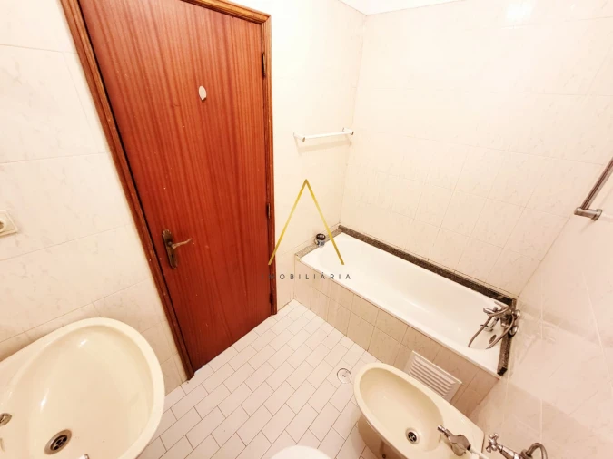 Apartamento T3 para Venda em Viseu Foto 10