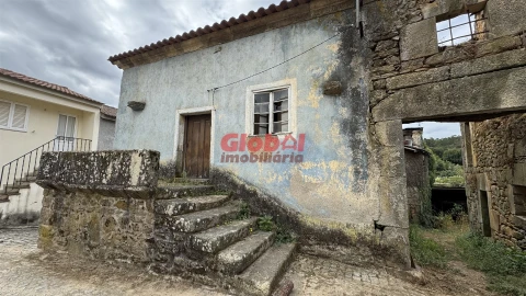 Moradia T3 para Venda em Satão