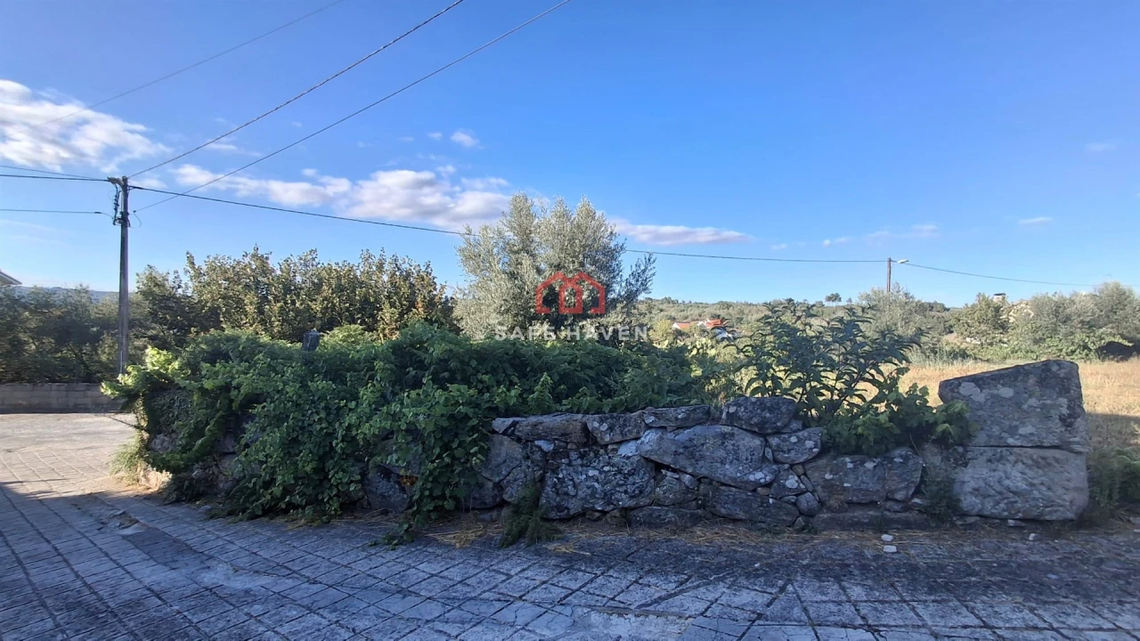Terreno para Venda em Cativelos Foto 4
