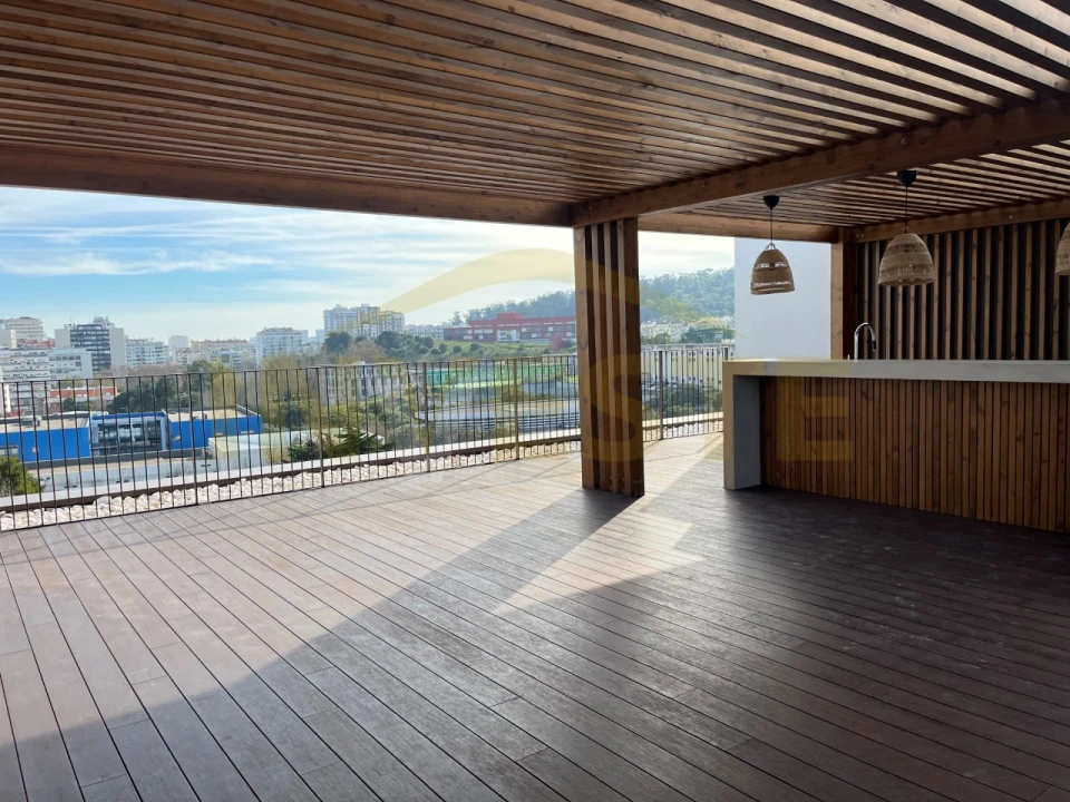 Apartamento T2 para Arrendamento em Benfica Foto 8