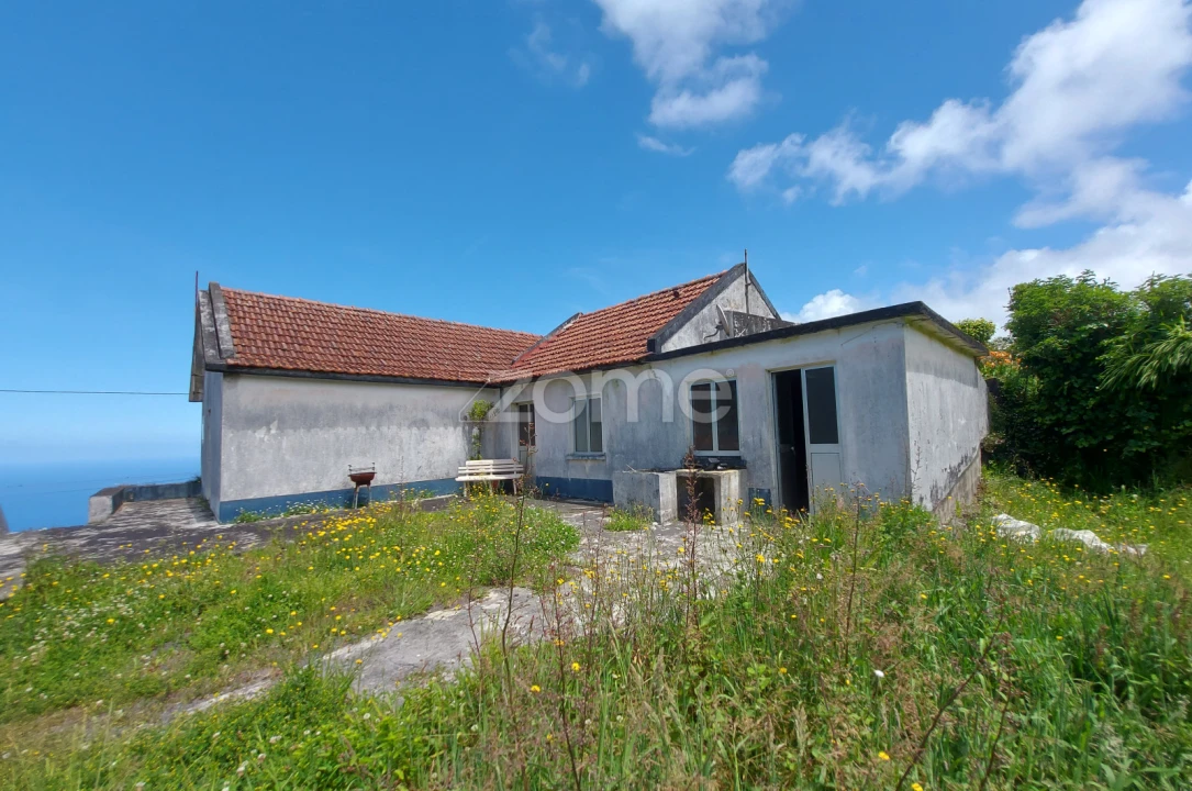 Moradia T4 para Venda em Velas (São Jorge) Foto 1