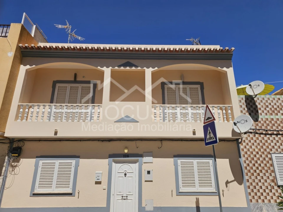 Moradia T2 para Venda em Monte Gordo Foto 1