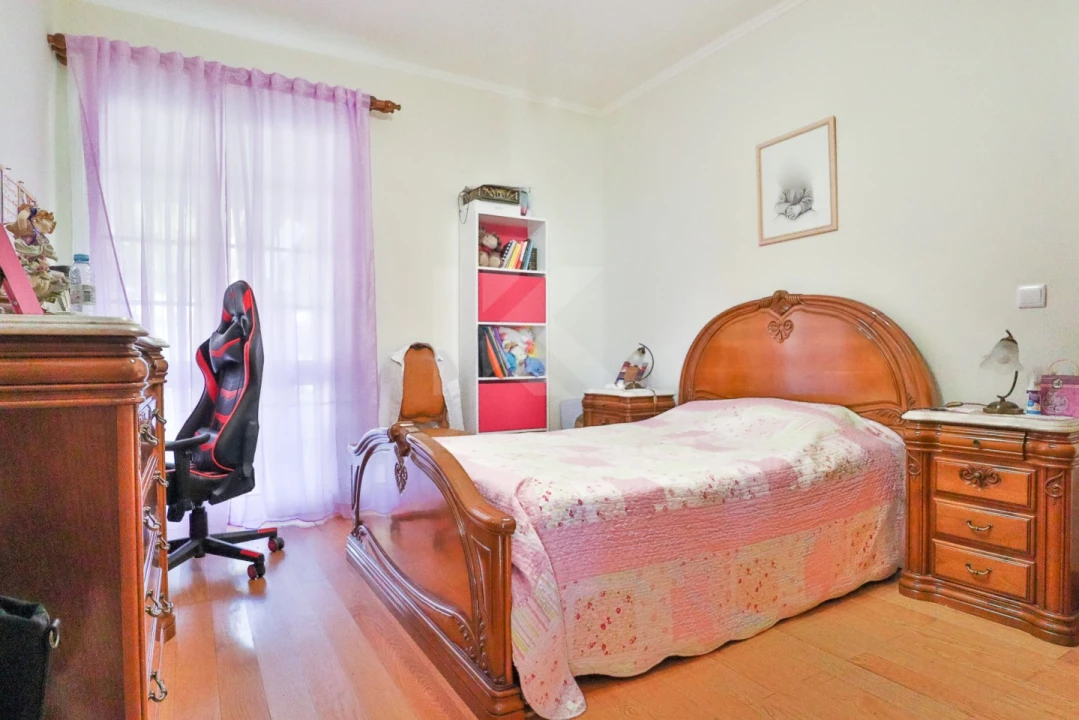 Moradia T4 para Venda em Ribeira Brava Foto 26