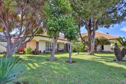 Moradia T4 para Venda em Ribeira Brava