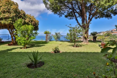 Moradia T4 para Venda em Ribeira Brava