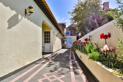 Moradia T4 para Venda em Ribeira Brava
