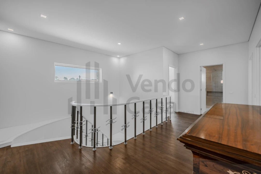 Moradia T6 para Venda em Merelim (São Pedro) e Frossos Foto 21