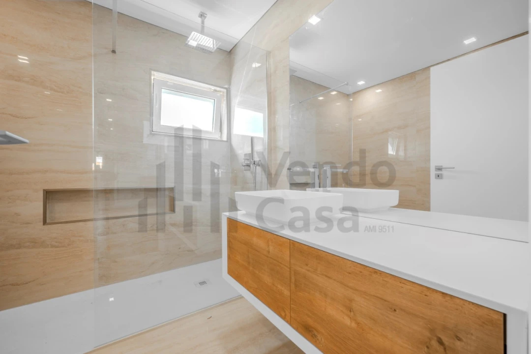 Moradia T6 para Venda em Merelim (São Pedro) e Frossos Foto 28