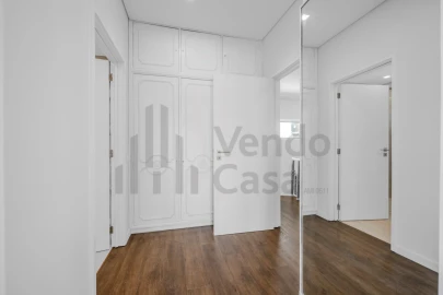 Moradia T6 para Venda em Merelim (São Pedro) e Frossos