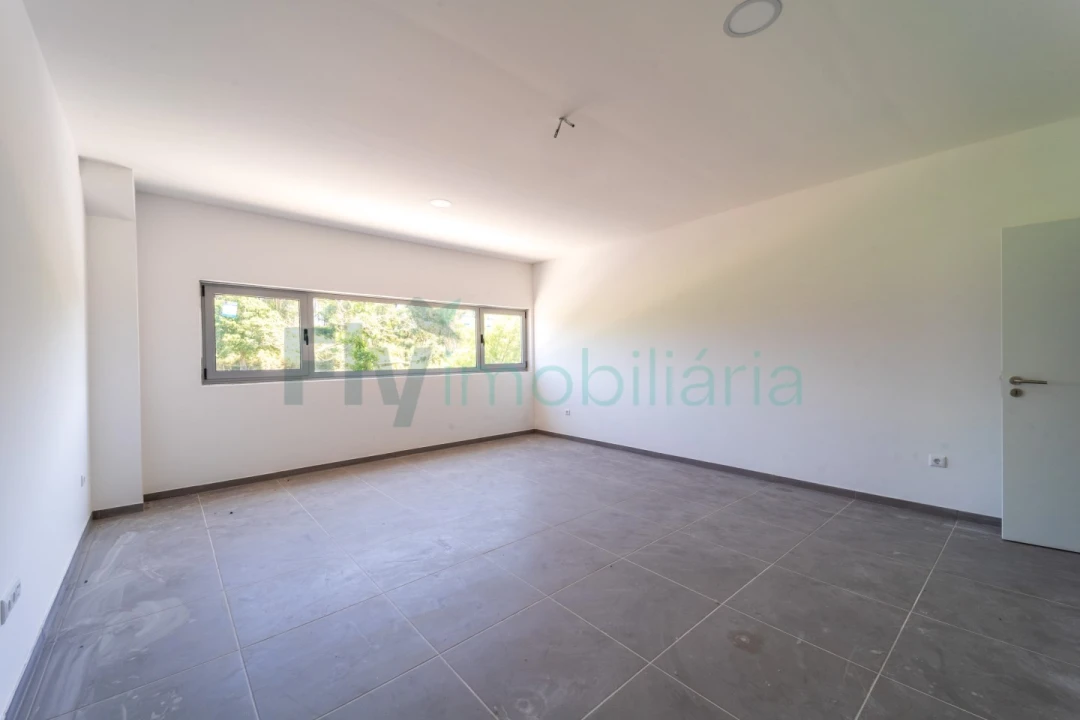 Armazém para Venda em Vila Nova do Campo Foto 36