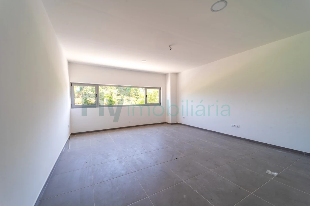 Armazém para Venda em Vila Nova do Campo Foto 39