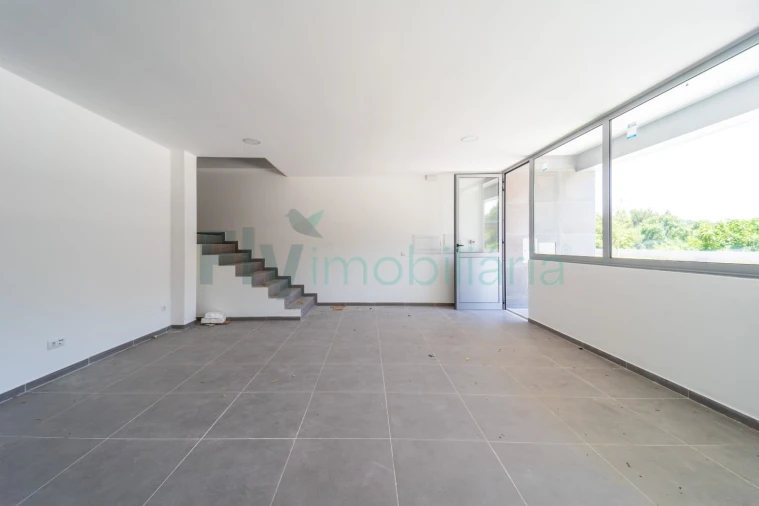 Armazém para Venda em Vila Nova do Campo Foto 24