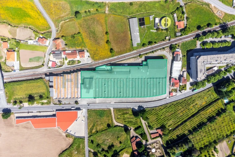 Armazém para Venda em Caldas de Vizela (São Miguel e São João) Foto 8