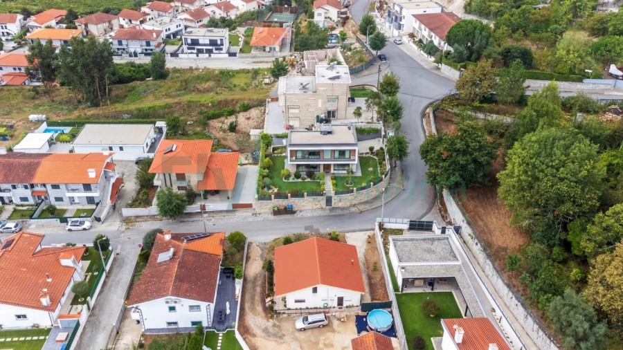 Terreno para Venda em Tagilde e Vizela (São Paio)