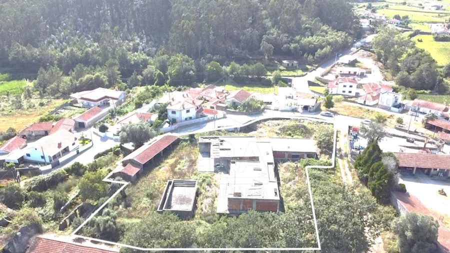 Terreno para Venda em Perelhal Foto 2