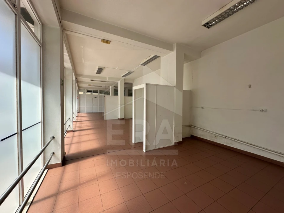 Loja para Arrendamento em Esposende, Marinhas e Gandra Foto 4