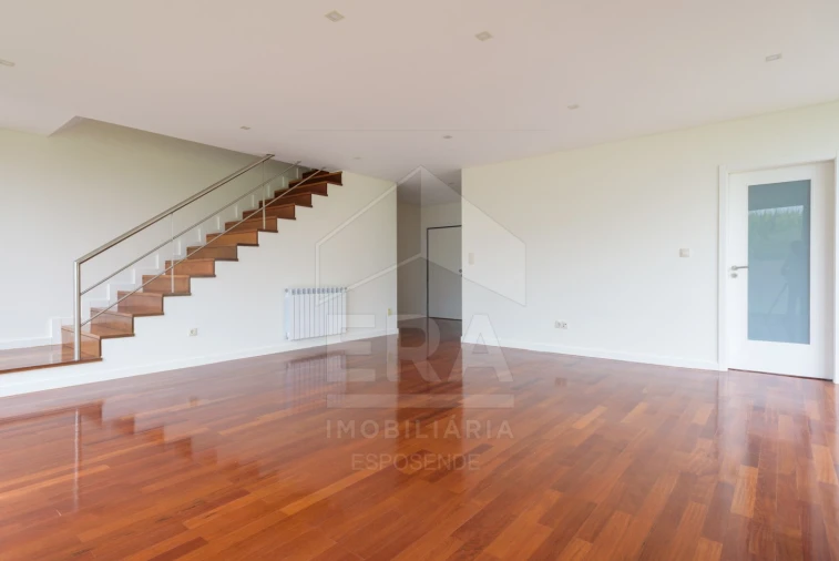 Moradia T3 para Venda em Antas Foto 14