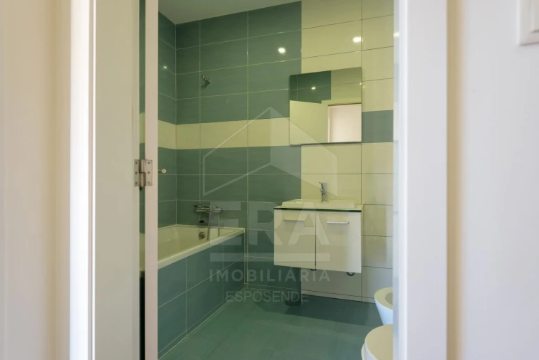 Moradia T3 para Venda em Antas Foto 16