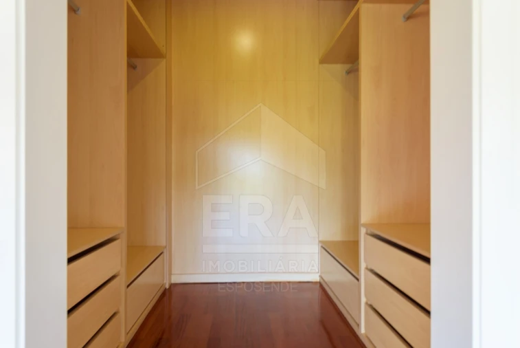 Moradia T3 para Venda em Antas Foto 17