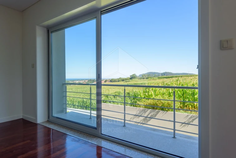 Moradia T3 para Venda em Antas Foto 21