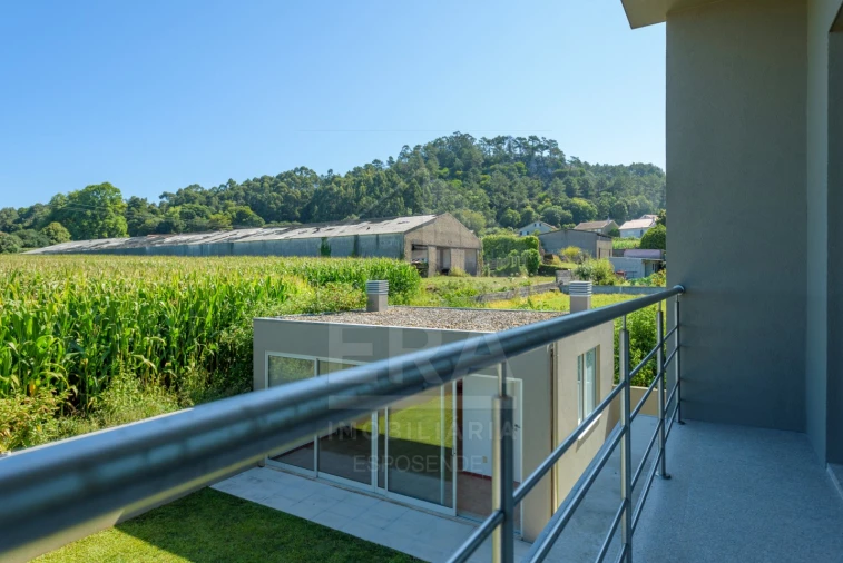 Moradia T3 para Venda em Antas Foto 23