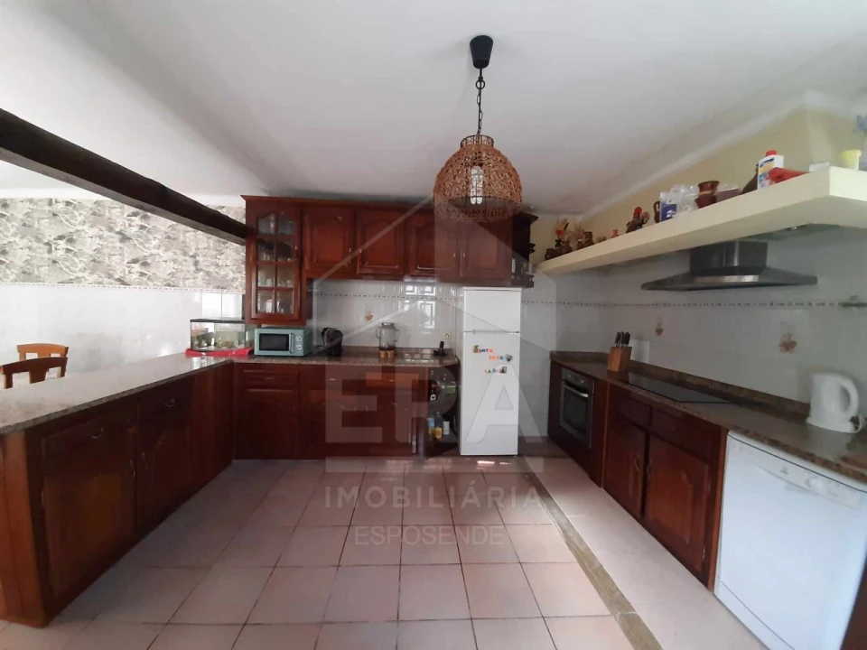 Moradia T4 para Venda em Belinho e Mar Foto 11