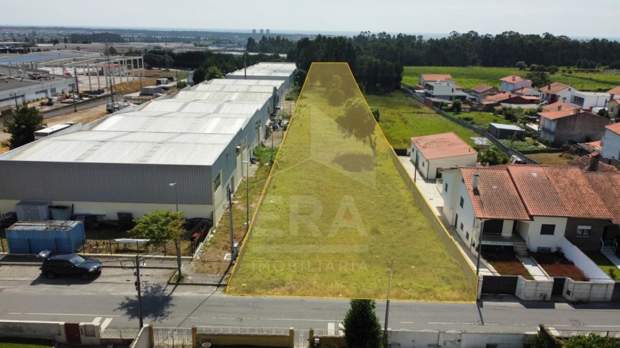 Terreno Comércio / Armazém para Venda em Esposende, Marinhas e Gandra