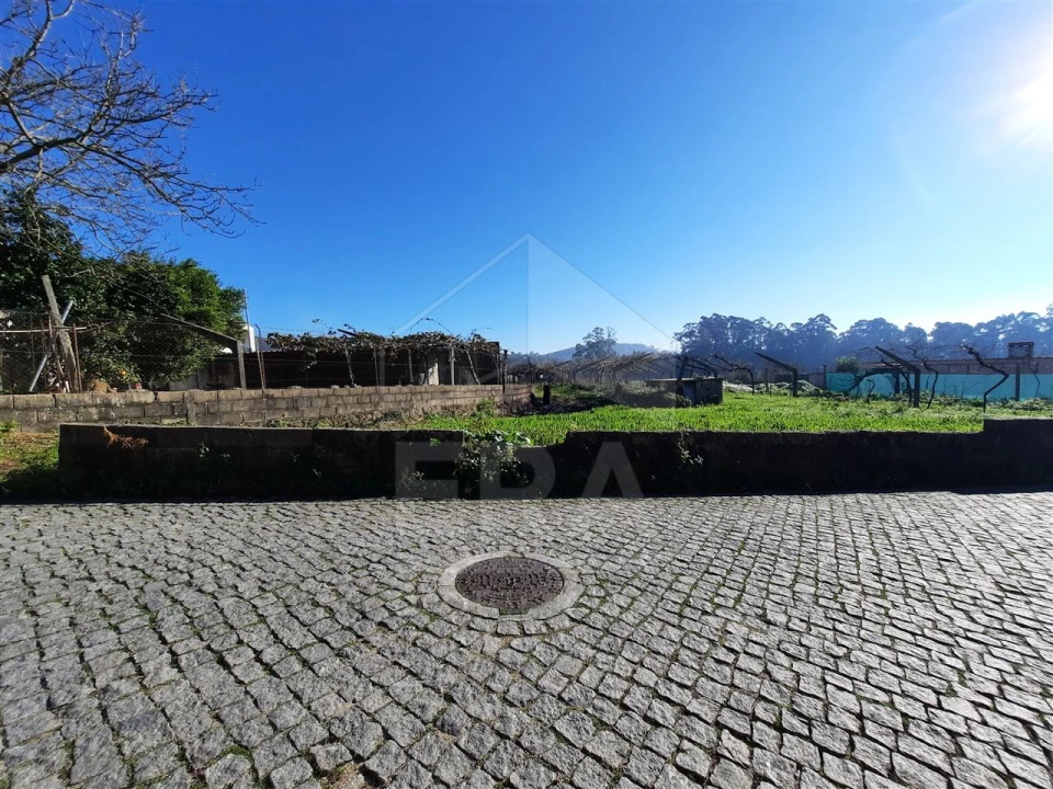 Terreno para Venda em Palmeira de Faro e Curvos Foto 14