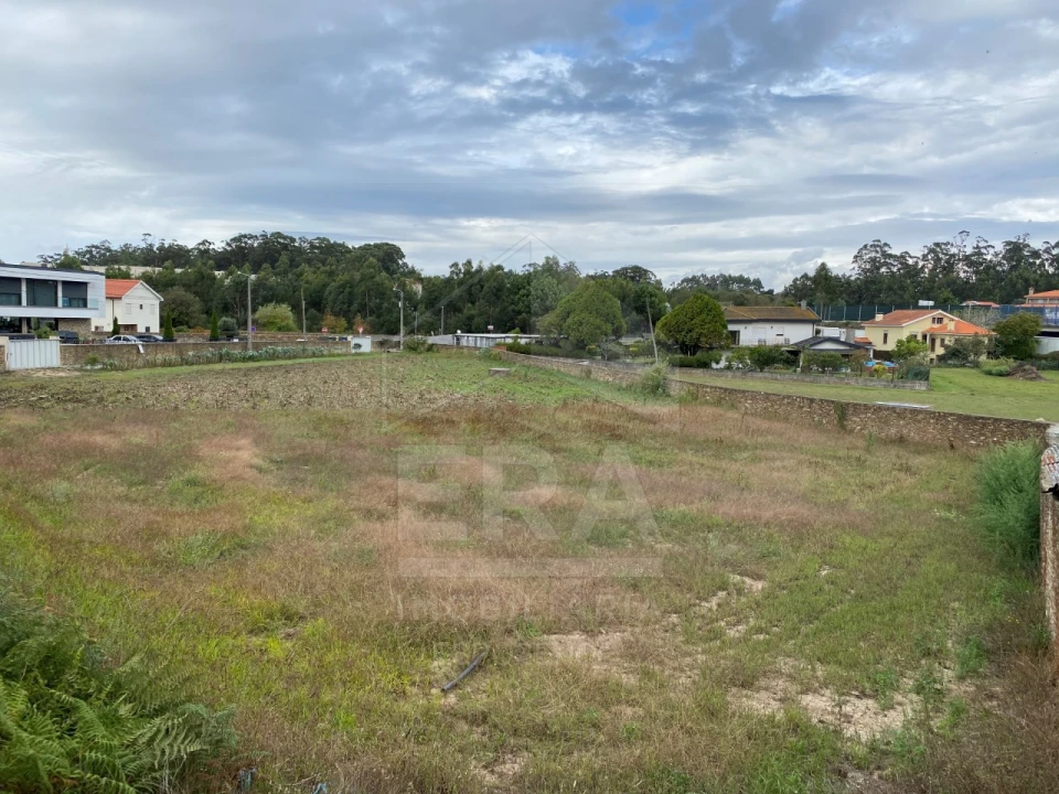Terreno para Venda em Fonte Boa e Rio Tinto Foto 1