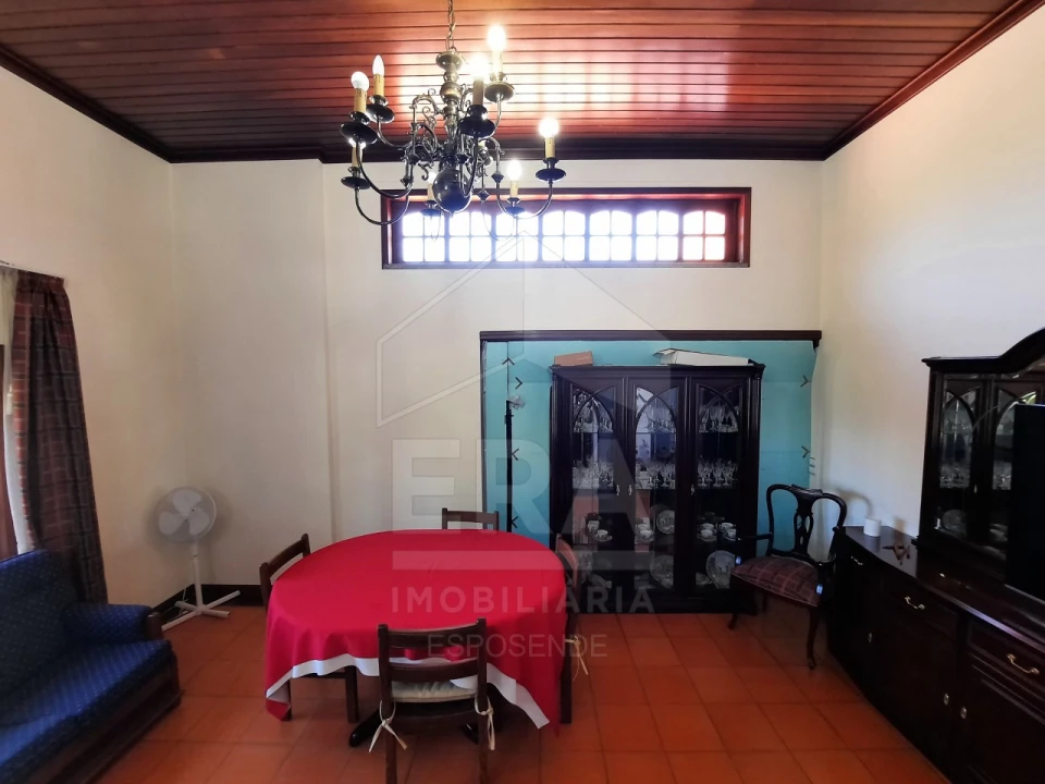 Moradia T4 para Venda em Palmeira de Faro e Curvos Foto 8