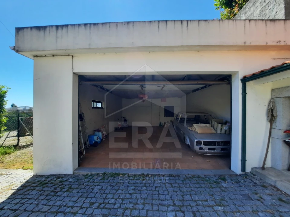 Moradia T4 para Venda em Palmeira de Faro e Curvos Foto 18