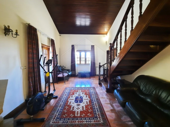 Moradia T4 para Venda em Palmeira de Faro e Curvos Foto 12