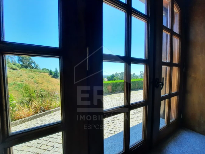 Moradia T4 para Venda em Palmeira de Faro e Curvos Foto 17