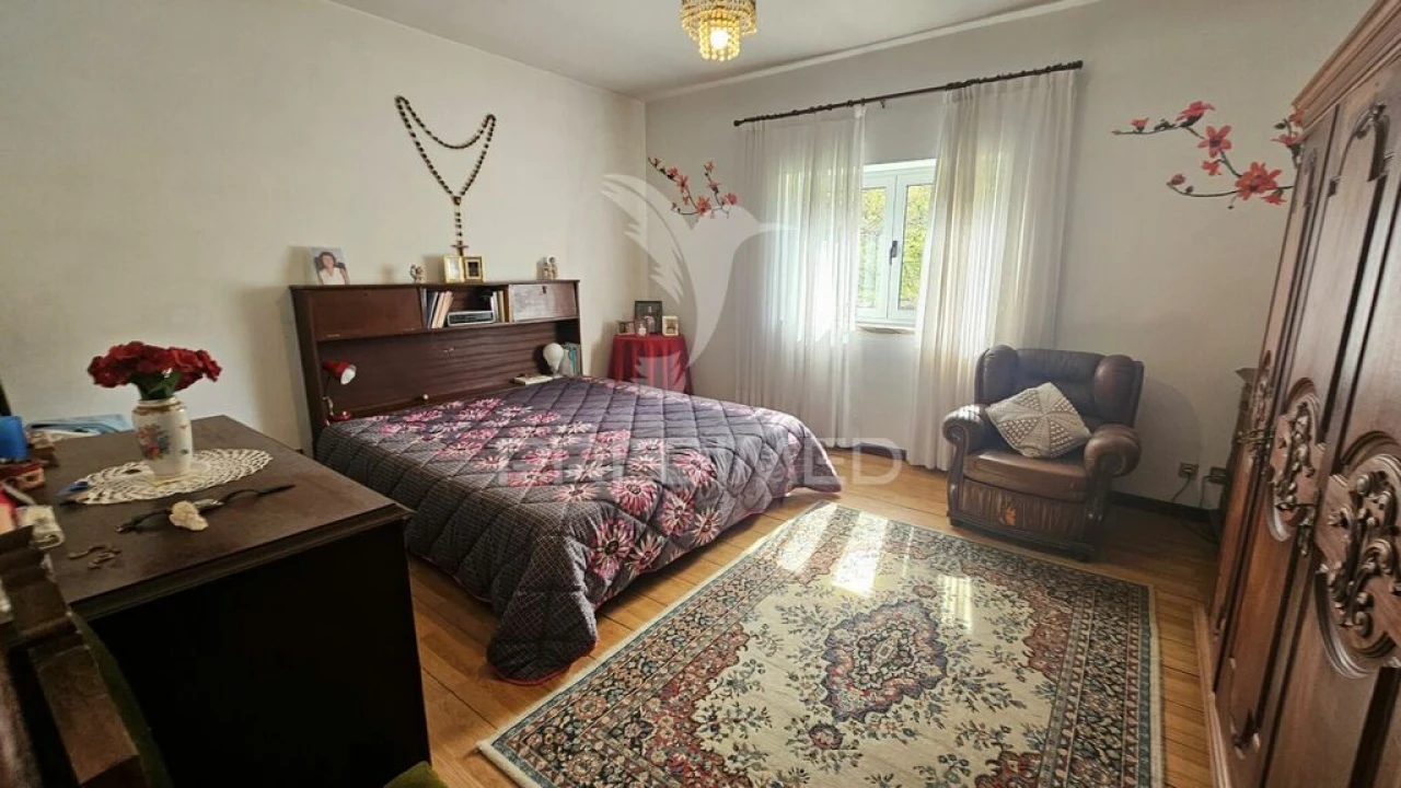 Moradia para Venda em Monte Córdova Foto 6