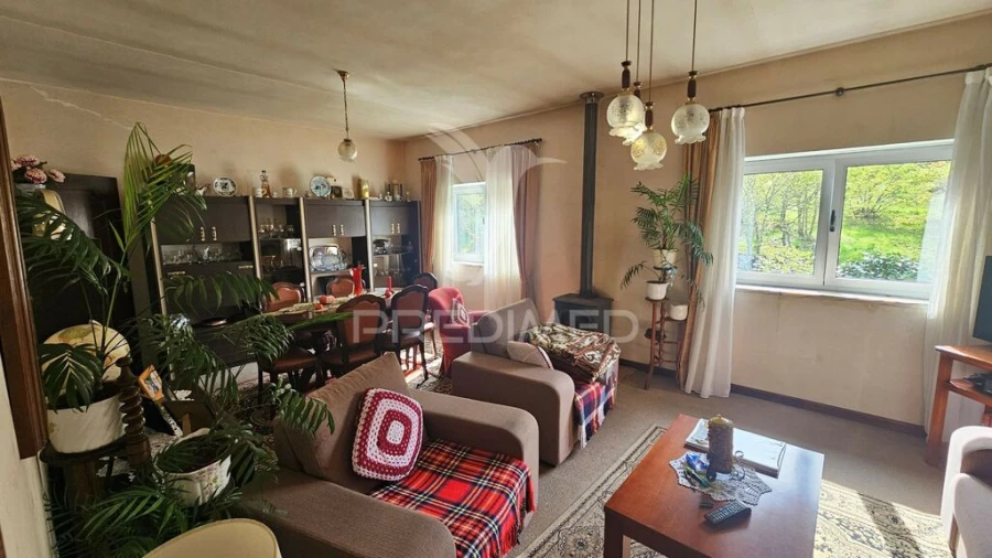 Moradia para Venda em Monte Córdova Foto 4