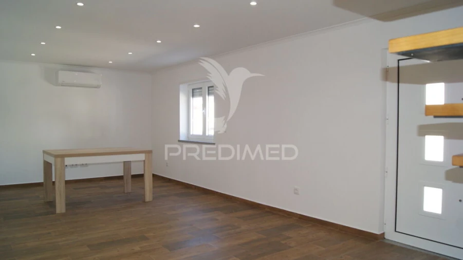 Moradia T2 para Venda em Vaiamonte Foto 5