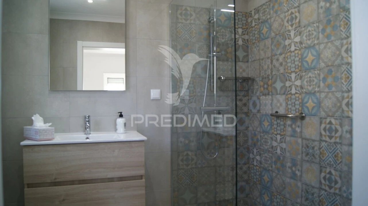 Moradia T2 para Venda em Vaiamonte Foto 13