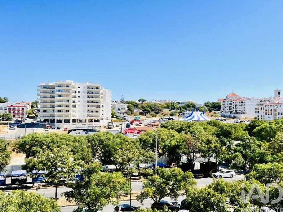 Apartamento T2 para Venda em Quarteira Foto 14