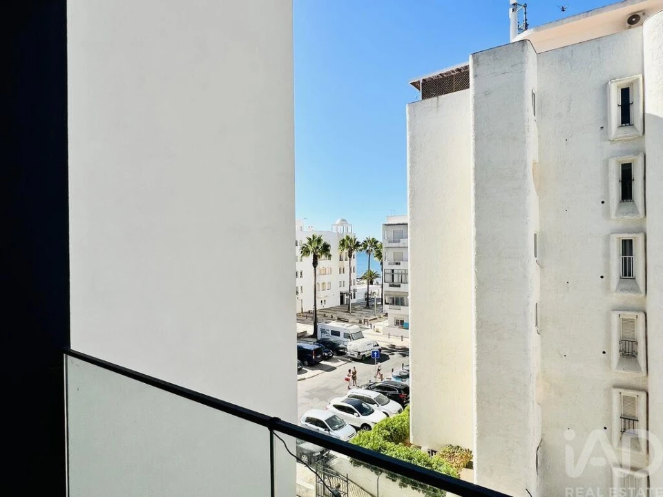 Apartamento T2 para Venda em Quarteira Foto 13