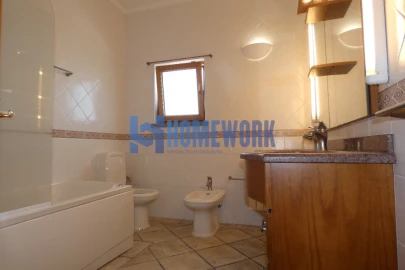 Moradia T5 para Venda em Sesimbra (Castelo)