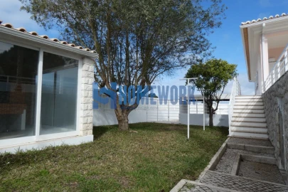Moradia T5 para Venda em Sesimbra (Castelo)