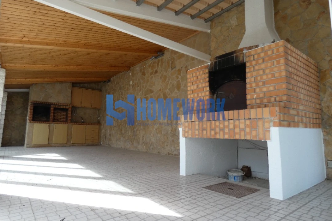 Moradia T5 para Venda em Sesimbra (Castelo) Foto 32