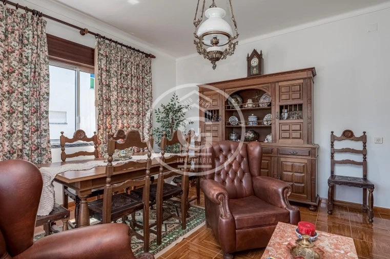 Moradia T4 para Venda em Alpiarça Foto 18