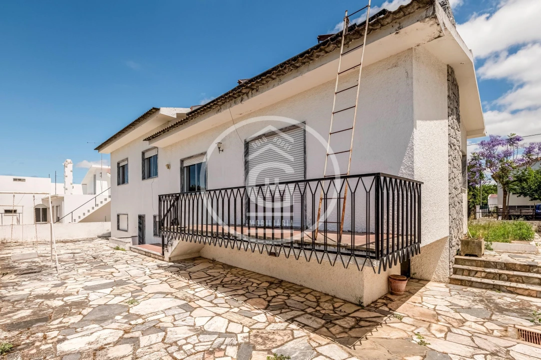 Moradia T4 para Venda em Alpiarça Foto 31