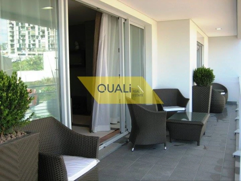 Apartamento T3 para Venda em São Martinho Foto 2