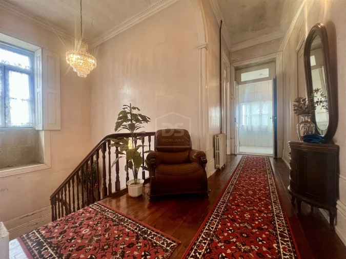 Moradia T6 para Venda em Souselo Foto 17