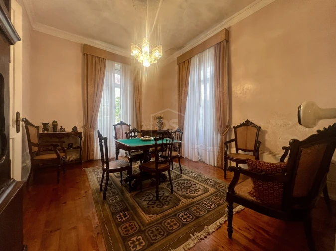 Moradia T6 para Venda em Souselo Foto 6